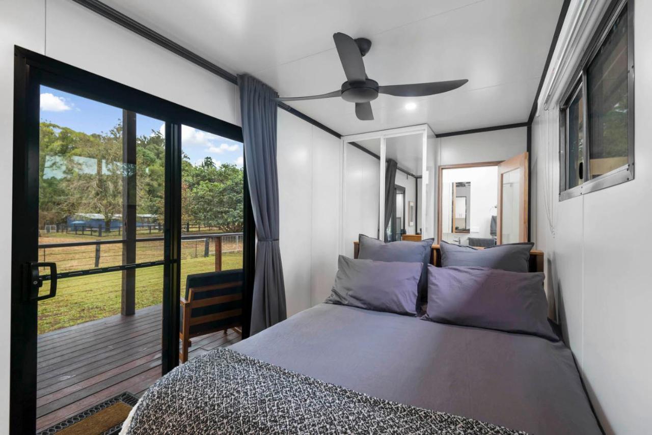 Contained In Nimbin Accommodation Exterior photo